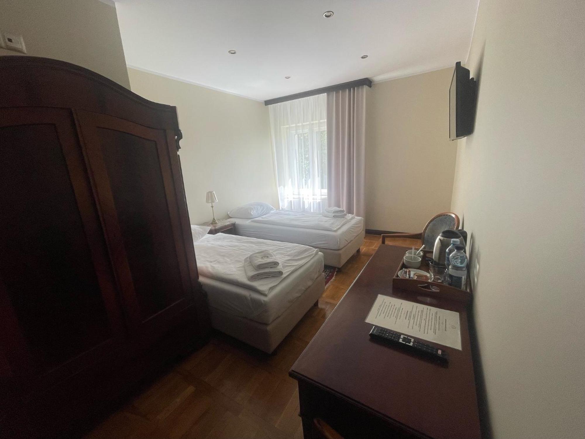 Palac Klanino Εξωτερικό φωτογραφία