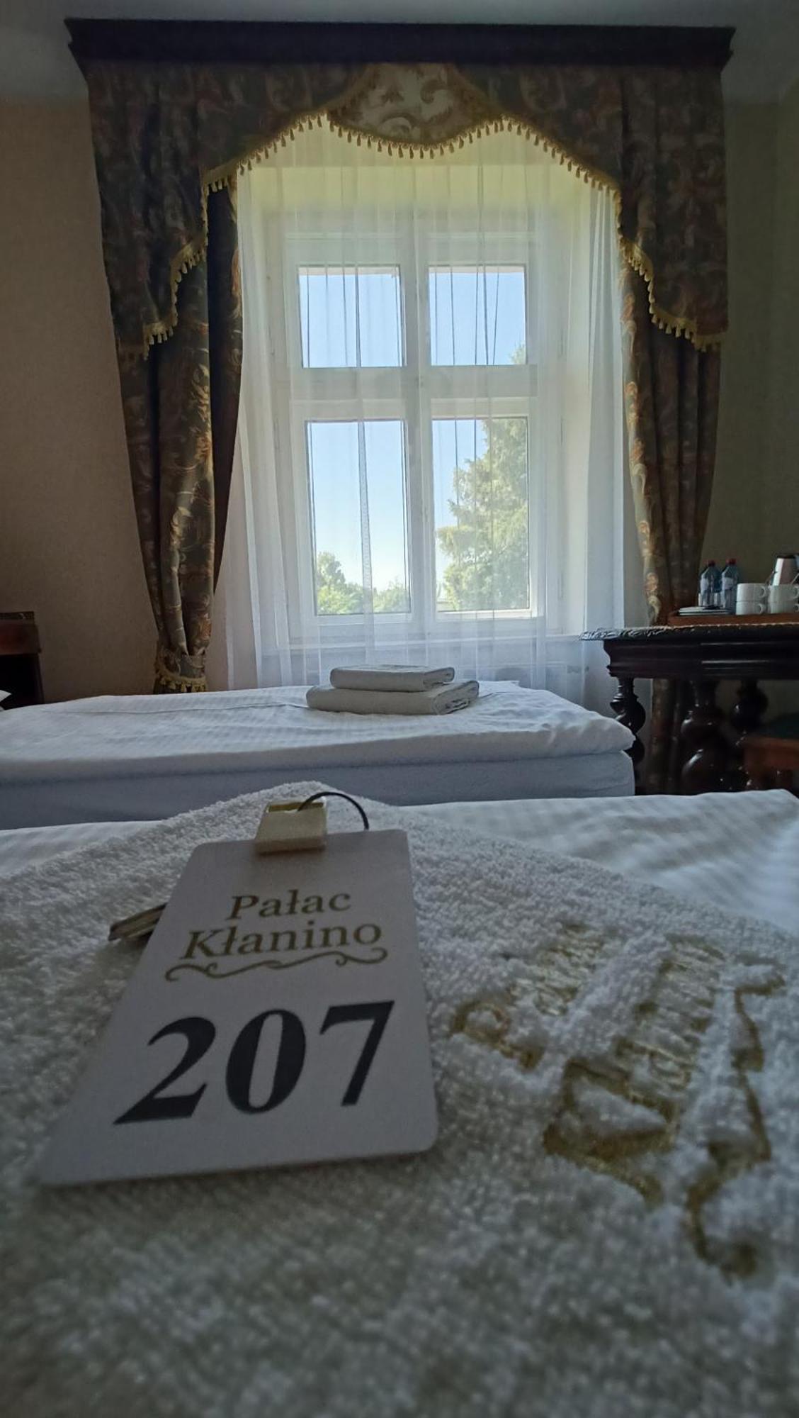 Palac Klanino Εξωτερικό φωτογραφία